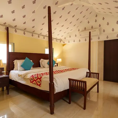 Nehamrit Farmstays With Pool, Near Malshej Ghat Murbad Exterior photo